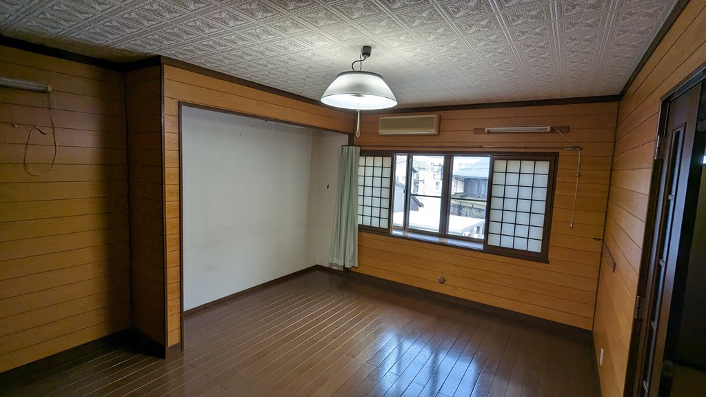 http://mizoken.co.jp/r-estate/%EF%BC%92F%E6%B4%8B%E5%AE%A4-.jpg