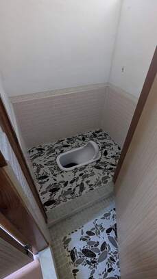 坂富町13-3トイレ②.jpg
